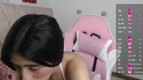Snapshot of luna_roussee chatting on 12-13-24, 04:54 luna_roussee online show from 12-13-24, 04:54
