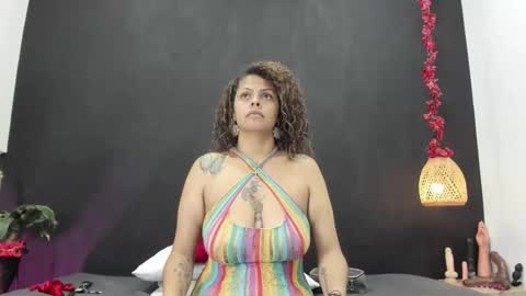 Luna online show from 11-19-25, 09:26