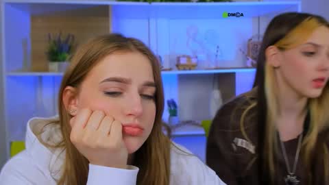 Luna online show from 09-13-25, 07:13