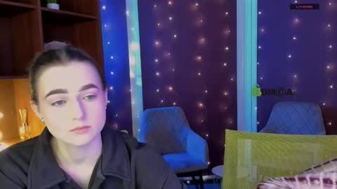 Luna online show from 12-17-25, 05:46