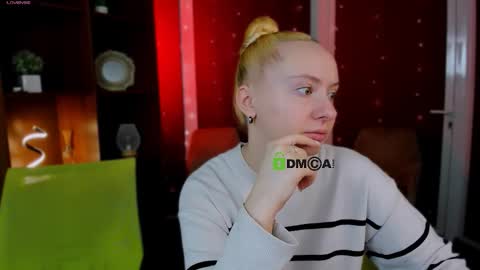 Luna online show from 12-22-25, 05:48