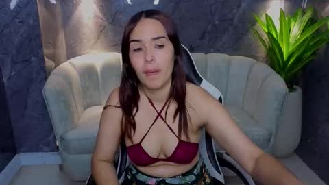 Live 1500am 2100pm COLOMBIAN HOUR online show from 10-30-25, 02:40