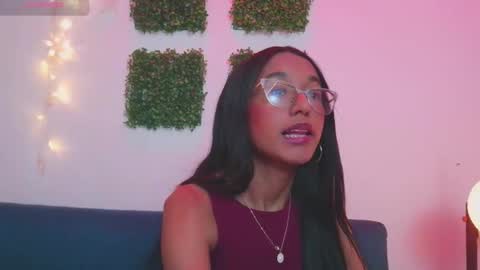 luna_valen online show from 02-11-26, 09:53