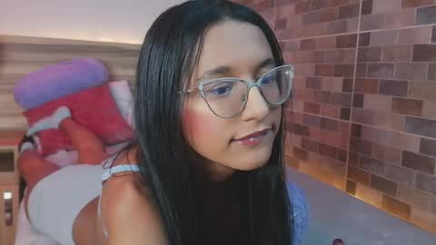 luna_valen online show from 06-07-26, 03:21