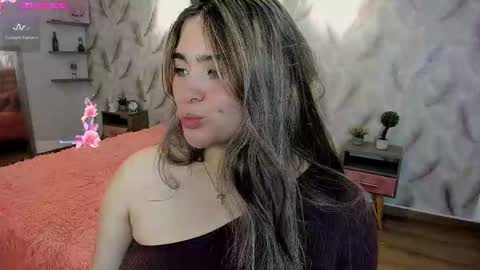  Luna online show from 09-24-25, 04:27