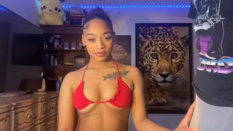 lunaa_11 online show from 02-16-25, 06:21