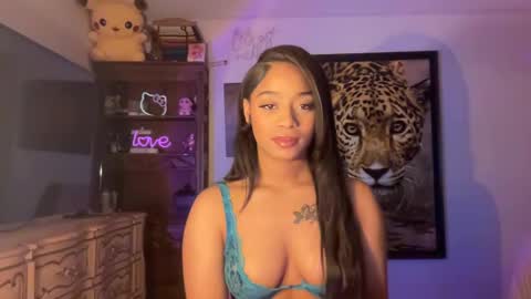 lunaa_11 online show from 09-16-25, 05:30