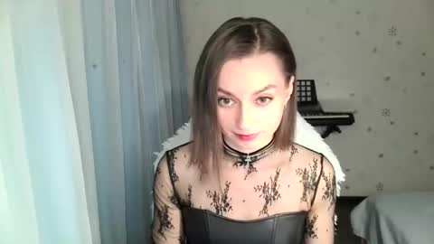 lunaa_bluee online show from 11-01-25, 09:50