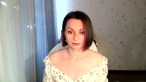 Snapshot of lunaa_bluee chatting on 06-10-26, 06:18 lunaa_bluee online show from 06-10-26, 06:18