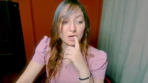 lunaa_m_ online show from 01-18-26, 11:52