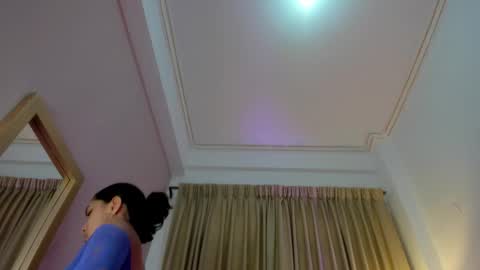 Luna Aspen online show from 09-23-25, 05:49