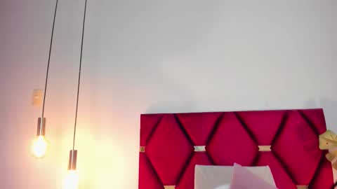 Luna Aspen online show from 11-11-25, 05:57