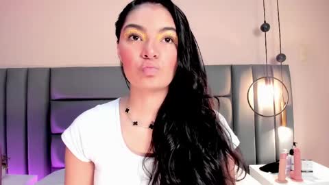 Luna Aspen online show from 03-25-26, 06:03