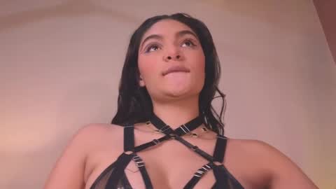 Luna Aspen online show from 04-21-26, 06:23