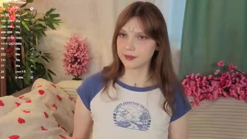 Snapshot of lunabate chatting on 11-07-25, 05:18 Luna online show from 11-07-25, 05:18