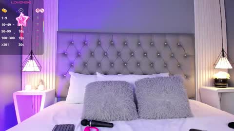 Luna  online show from 02-13-26, 05:20