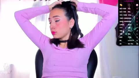 Luna online show from 09-23-25, 06:33