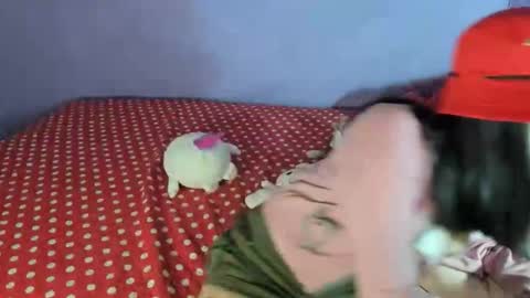 Snapshot of lunacristal_moon chatting on 04-17-26, 03:20 lunacristal_moon online show from 04-17-26, 03:20