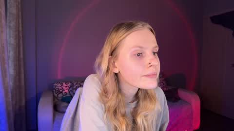 Britney online show from 09-11-25, 03:45