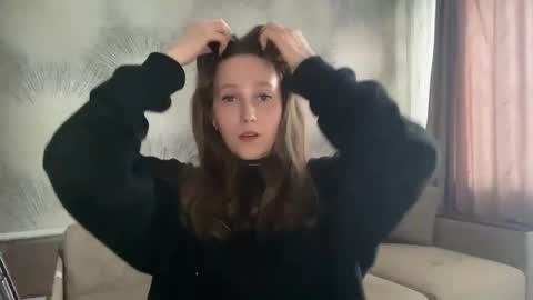 lunafeather online show from 01-17-26, 10:20