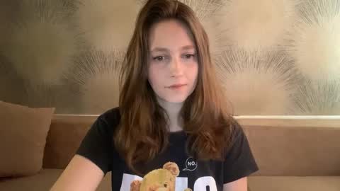 lunafeather online show from 02-21-26, 05:19