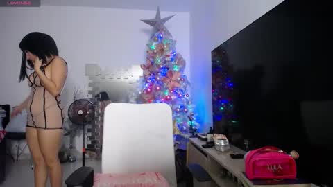 Snapshot of lunagardners chatting on 12-19-24, 04:13 lunagardners online show from 12-19-24, 04:13