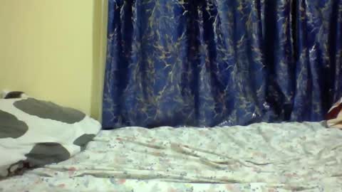 Snapshot of lunah_kitty chatting on 04-11-26, 08:35 lunah_kitty online show from 04-11-26, 08:35