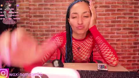 Luna  online show from 08-09-26, 12:21