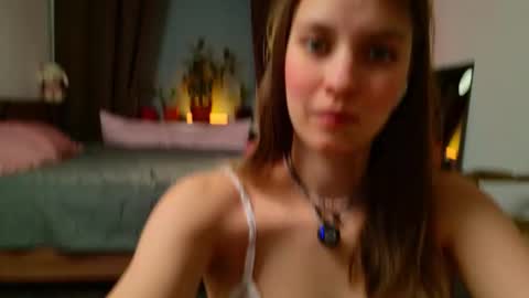 lunalike online show from 11-08-25, 12:11