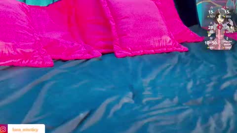 Luna online show from 10-07-25, 08:39