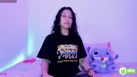Snapshot of lunamoonroe chatting on 04-09-26, 02:55 Luna Monroe online show from 04-09-26, 02:55