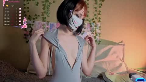 Snapshot of lunanyanmi chatting on 05-14-26, 02:35 Luna online show from 05-14-26, 02:35