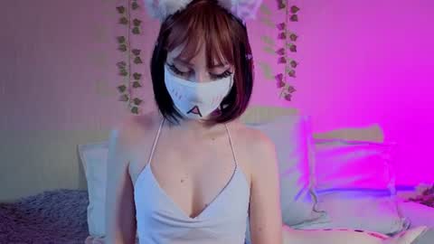 Luna online show from 06-18-26, 03:05