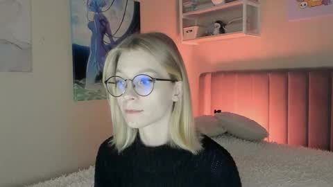 Sofia online show from 11-06-25, 01:01