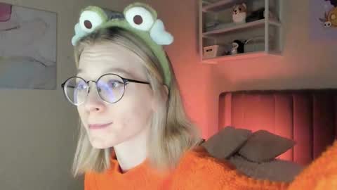 Sofia online show from 11-17-25, 09:26