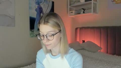 Sofia online show from 11-25-25, 02:28