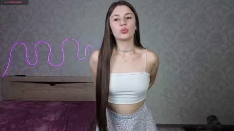 lunara6 online show from 07-16-26, 05:30