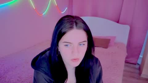 Valeria online show from 04-20-26, 03:42