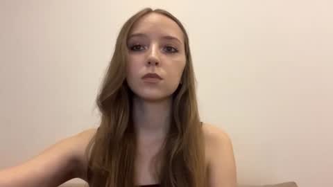 lunarleya online show from 07-30-26, 04:50