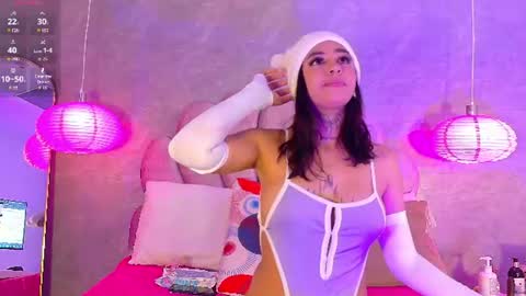 Snapshot of lunarosse18 chatting on 07-10-26, 02:49 LunaRose-Next Stream at 0545hs GMT online show from 07-10-26, 02:49