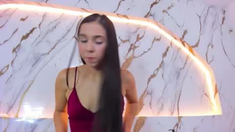 lunataylor_ online show from 12-16-25, 01:27