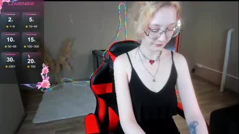 lunaterry online show from 07-31-26, 08:58