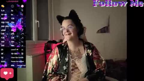 lunatigre online show from 04-22-26, 07:37