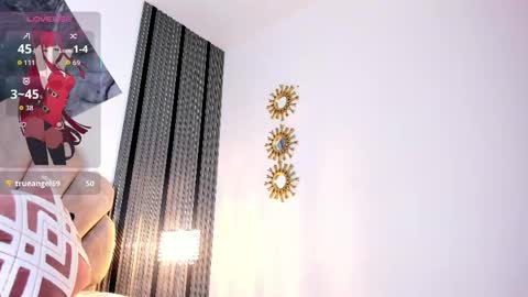 Luna   online show from 04-19-26, 06:10