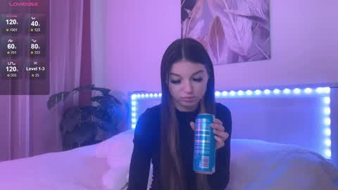 Veronica online show from 11-06-25, 11:00