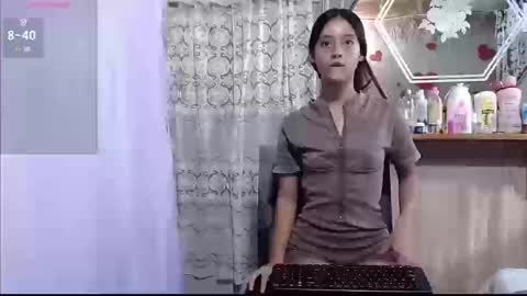 Luna online show from 09-23-25, 09:18