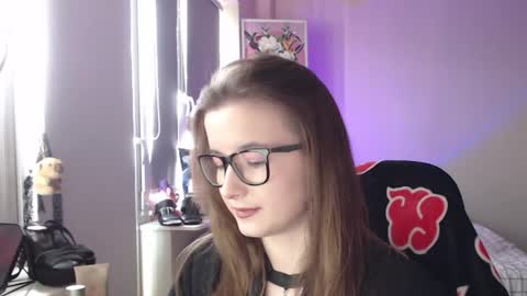 LunaXcherry online show from 04-19-26, 11:09