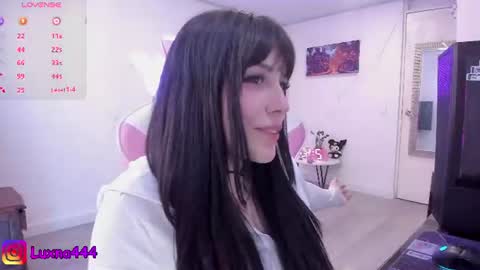 Snapshot of lunaxlu chatting on 07-21-26, 07:49 online show from 07-21-26, 07:49