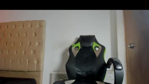 lunay_bigcock420 online show from 02-14-26, 11:01