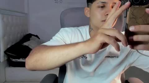 Lunay online show from 03-12-26, 11:11